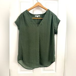 Fun2Fun “Lillian V” Women’s top Size Large